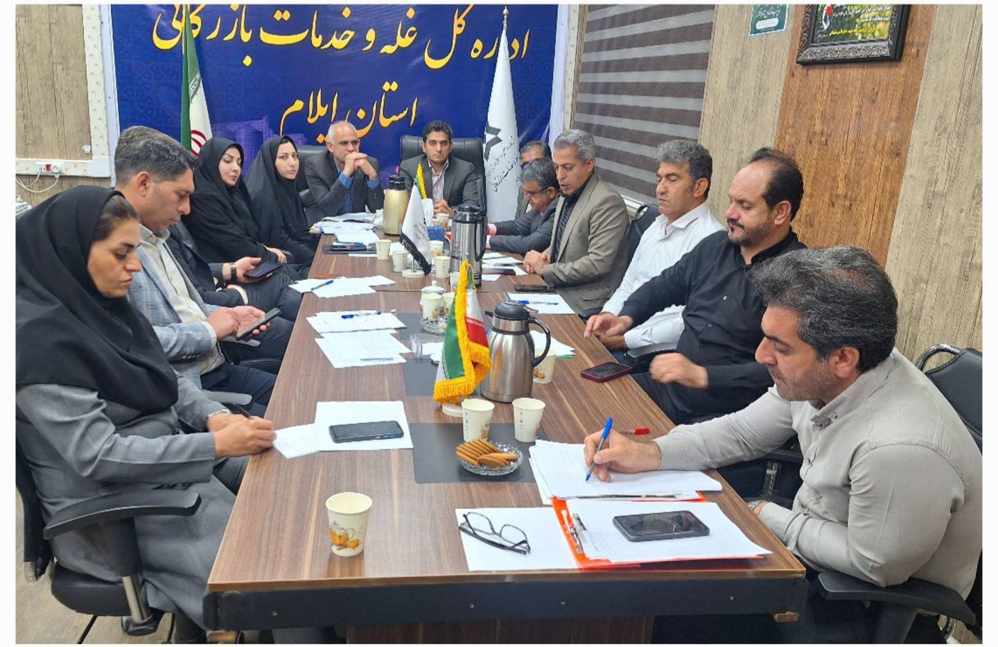 چالش‌های تأمین کیسه آرد و قیمت نان در استان ایلام بررسی شد