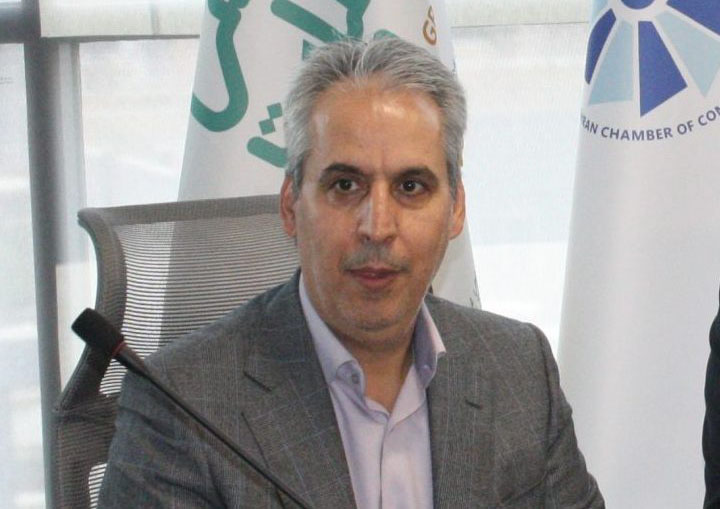 نبرد اقتصادی با جیب خالی تجار ممکن نیست