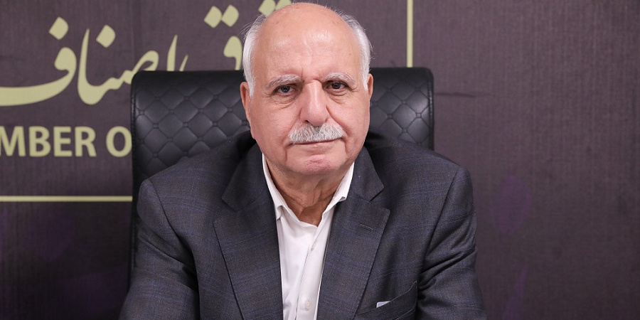 کالای اساسی در کشور وجود دارد