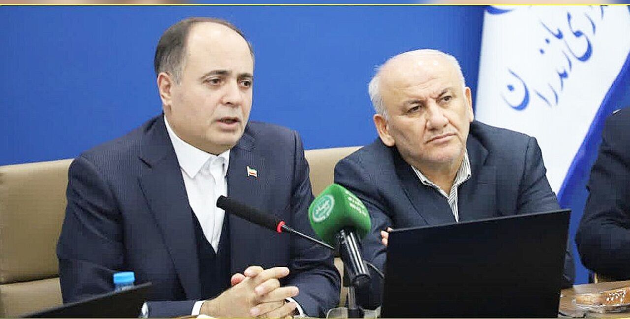 فشارهای خارجی مانع تأمین کالاهای اساسی کشور نشده است