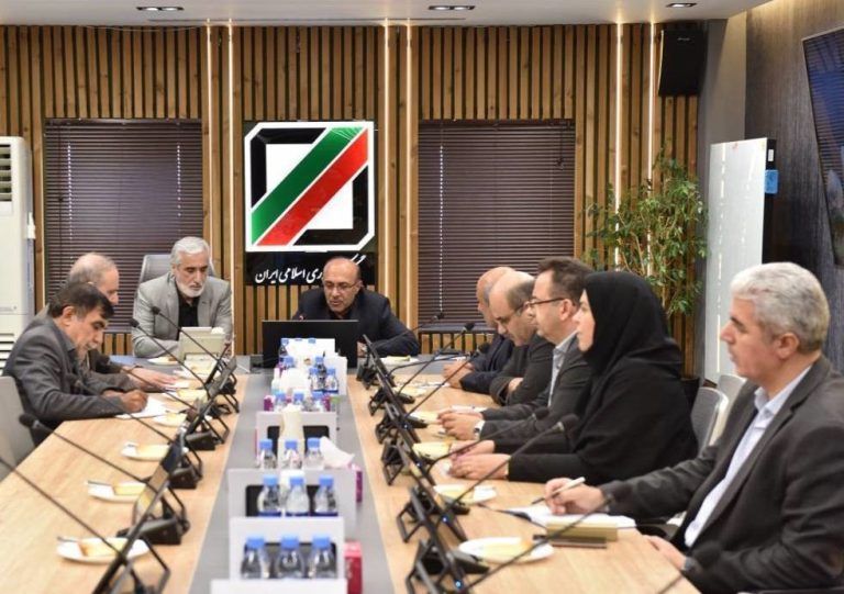  بررسی راهکارهای تسهیل ترخیص کالا در نشست مشترک گمرک و سازمان غذا و دارو