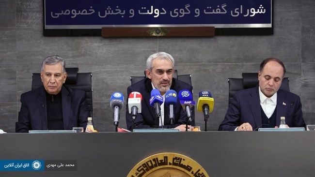 تمدید ضمانت‌نامه‌های بانکی از سوی گمرک دست‌کم تا ۲۵ اسفند امسال