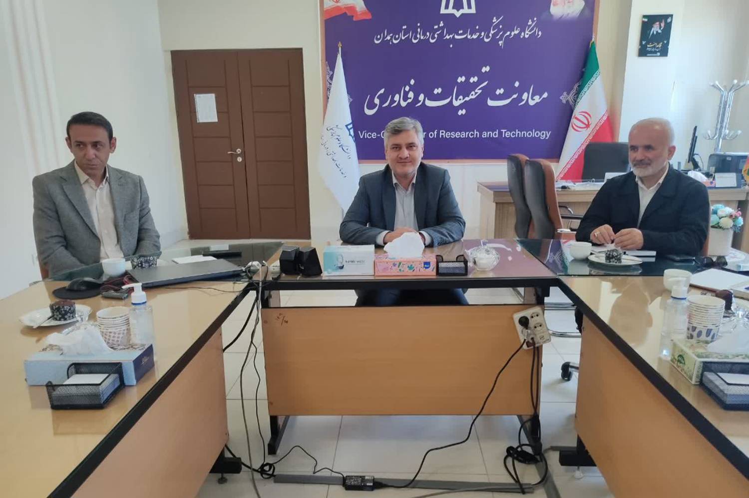 نشست هماهنگی اجرای پویش نان سالم در استان همدان برگزار شد