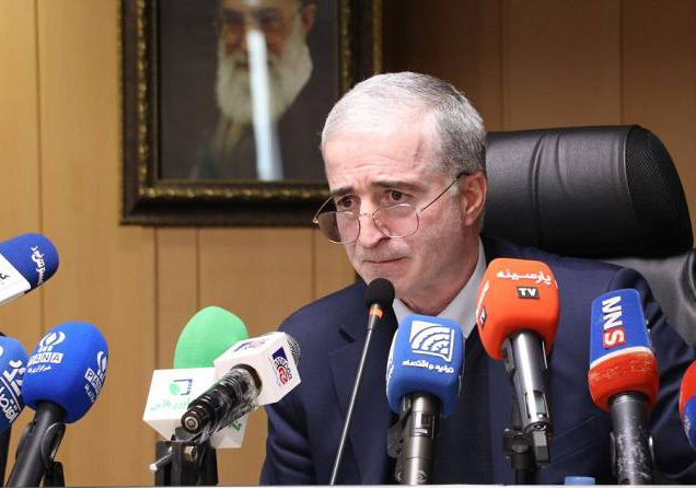 کمبودی در کالاهای اساسی نداریم؛ بازار تحت کنترل است