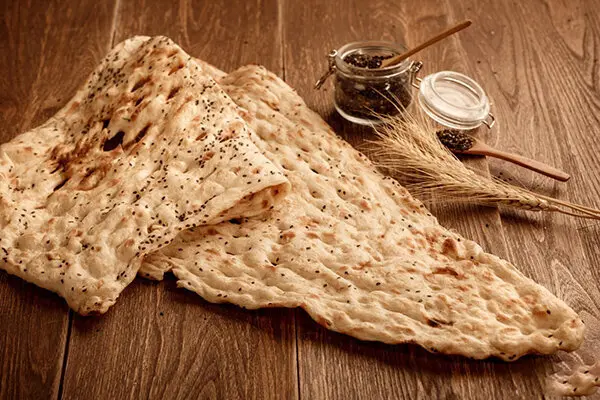 نان سنگک بالاخره ثبت ملی شد؛ میراث محبوب ایرانیان جهانی می‌شود؟